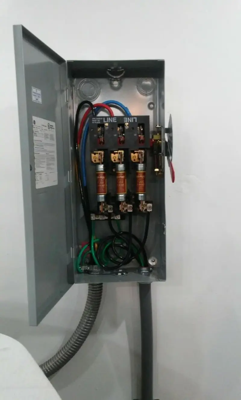 Three-phase disconnect switch installed for Electrical Wiring & Rewiring in Cochran